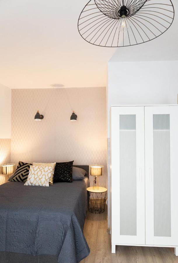 Clicktheflat Zurawia Street Apart Rooms وارسو المظهر الخارجي الصورة