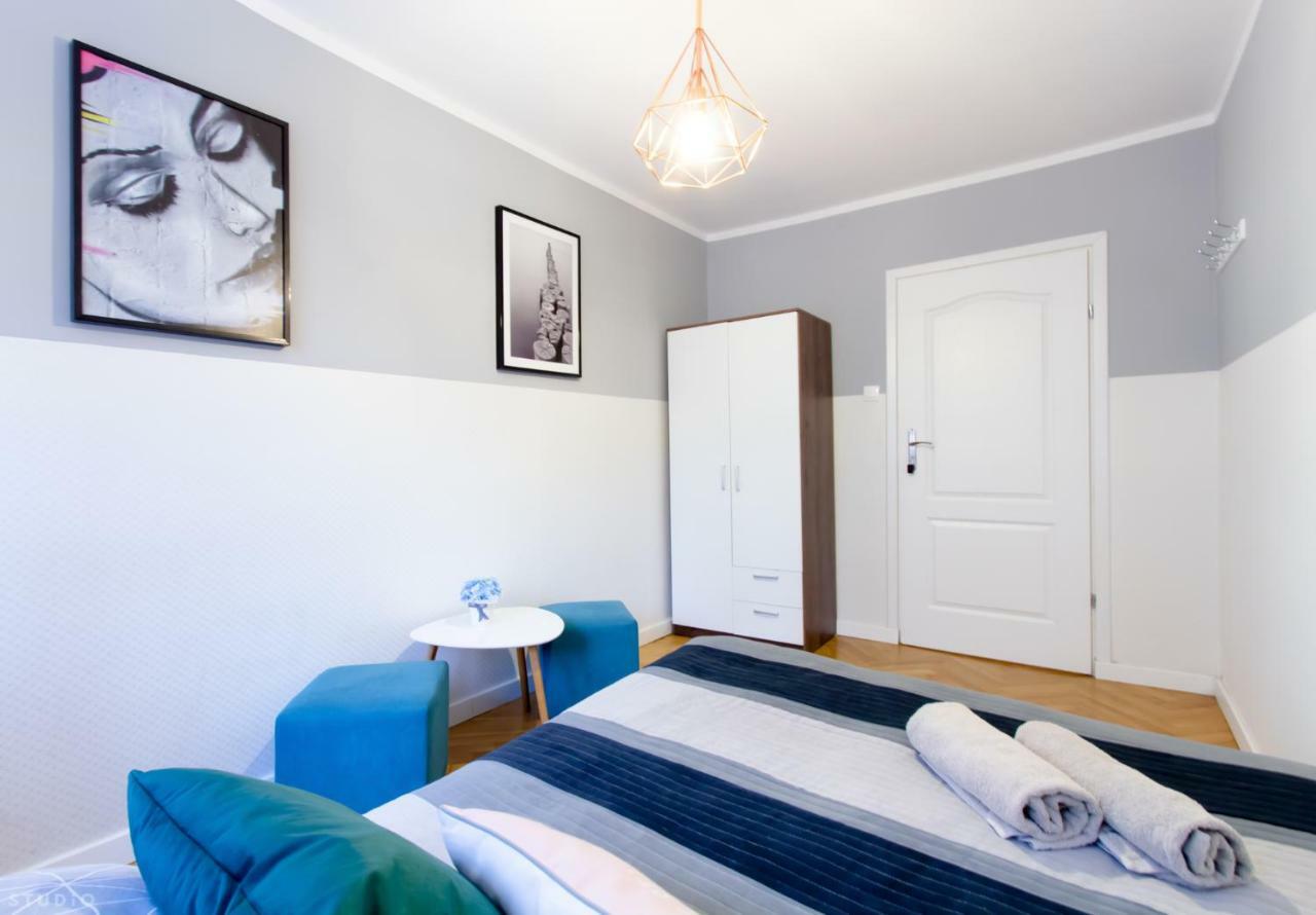 Clicktheflat Zurawia Street Apart Rooms وارسو المظهر الخارجي الصورة
