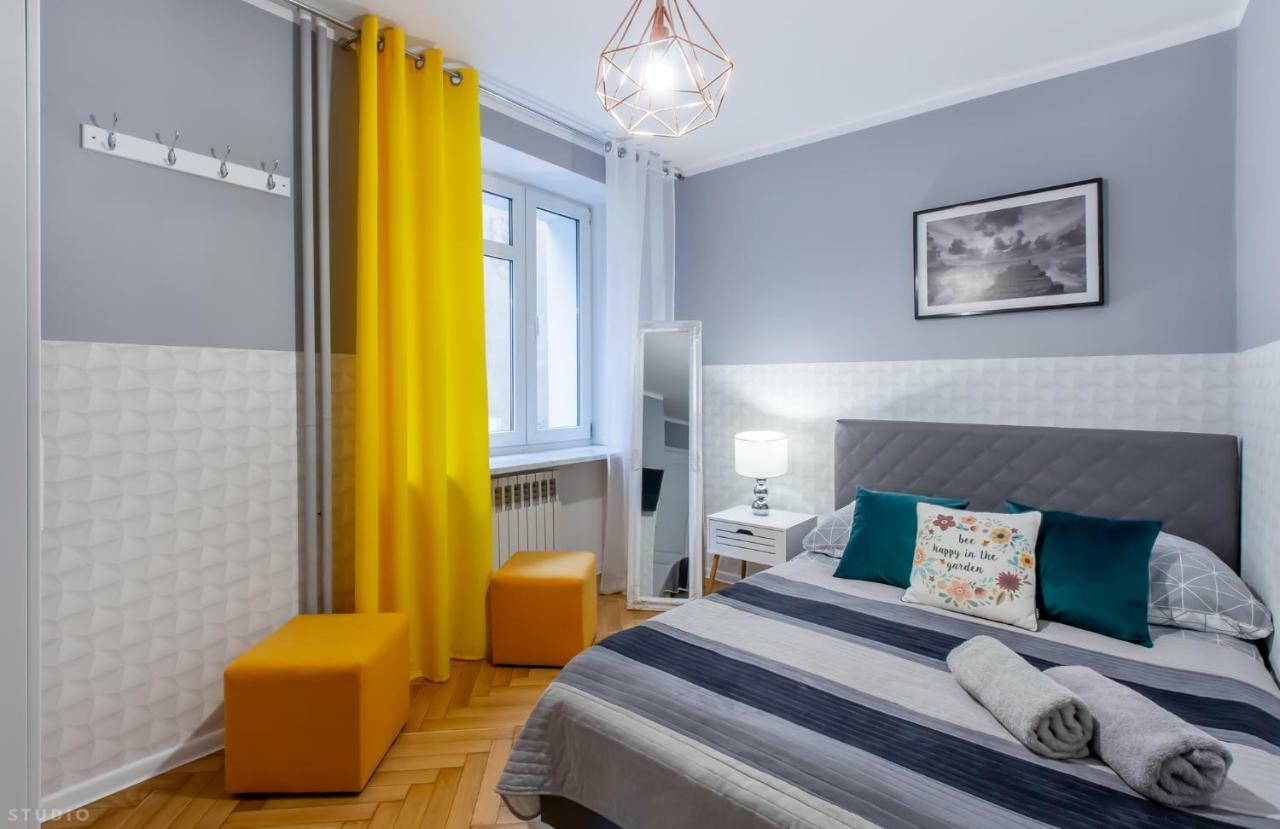 Clicktheflat Zurawia Street Apart Rooms وارسو المظهر الخارجي الصورة